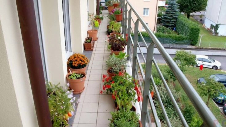 Варианты дизайна узкого балкона. Дизайн узкого балкона: 7 лучших идей, 21 пример